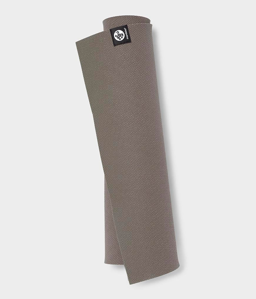Manduka X